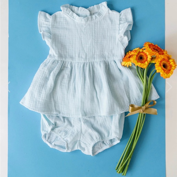 Le Petit Elle gauze outfit 4T - Picture 2 of 6